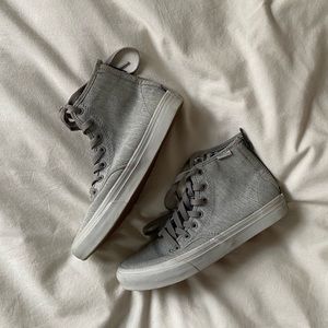 High top Van Sneakers